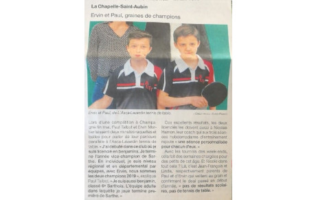 Ervin et Paul dans le journal